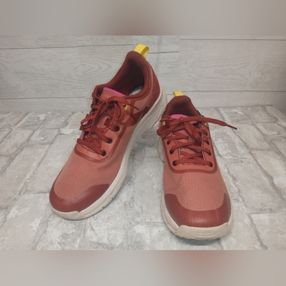 Teva SN1115191 Women's Size‎ 9.5 Red Gateway Low Hiking Sneakers